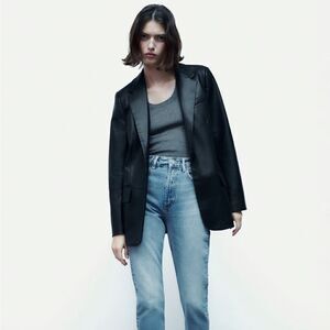 ZARA STRAIGHT CUT FAUX LEATHER BLAZER size small in black